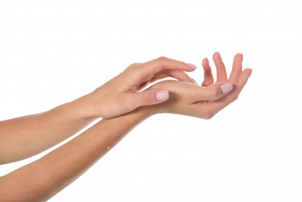 Transpiration des mains : quelles solutions ?
