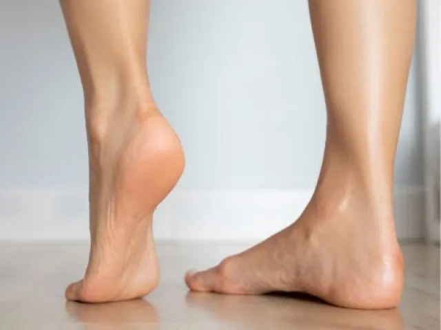 Pieds abîmés à cause de la transpiration : que faire ?
